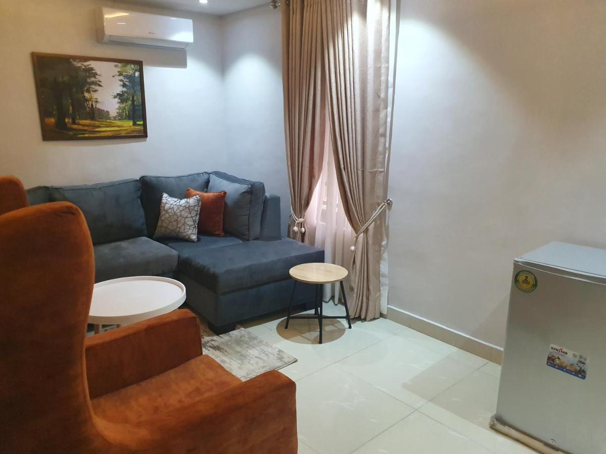 Choice Luxe Lagos Ikeja Bagian luar foto